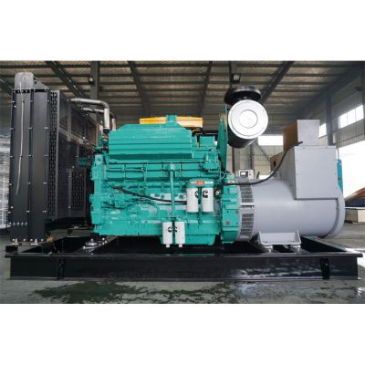 500kw重慶康明斯柴油發(fā)電機組-重慶康明斯6缸柴油機KTA19-G4柴油發(fā)電機組,缸徑/行程：159/159mm,柴油發(fā)電機組水冷發(fā)動機功率504KW,柴油發(fā)電機組配套馬拉松斯坦福發(fā)電機。廠價直銷歡迎選購：13773399855。