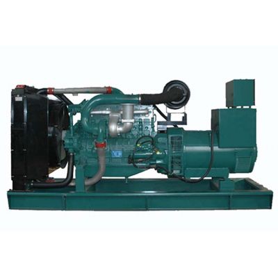 20kw國(guó)產(chǎn)大宇柴油發(fā)電機(jī)組-國(guó)產(chǎn)大宇4缸柴油機(jī)DW3.2-D4柴油發(fā)電機(jī)組,缸徑/行程：98/105mm,柴油發(fā)電機(jī)組水冷發(fā)動(dòng)機(jī)功率25KW,柴油發(fā)電機(jī)組配套馬拉松斯坦福發(fā)電機(jī)。廠價(jià)直銷歡迎選購(gòu)：13773399855。