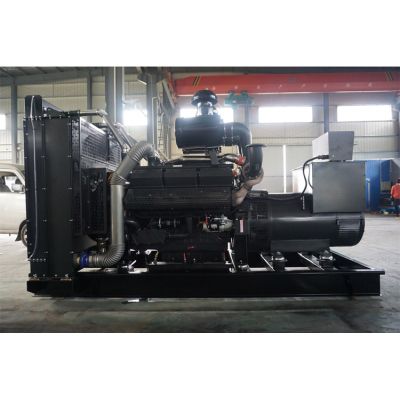 600kw上柴股份柴油發(fā)電機(jī)組-上柴股份12缸柴油機(jī)SC27G830D2柴油發(fā)電機(jī)組,缸徑/行程：135/155mm,柴油發(fā)電機(jī)組水冷發(fā)動(dòng)機(jī)功率610KW,柴油發(fā)電機(jī)組配套馬拉松斯坦福發(fā)電機(jī)。廠價(jià)直銷歡迎選購(gòu)：13773399855。